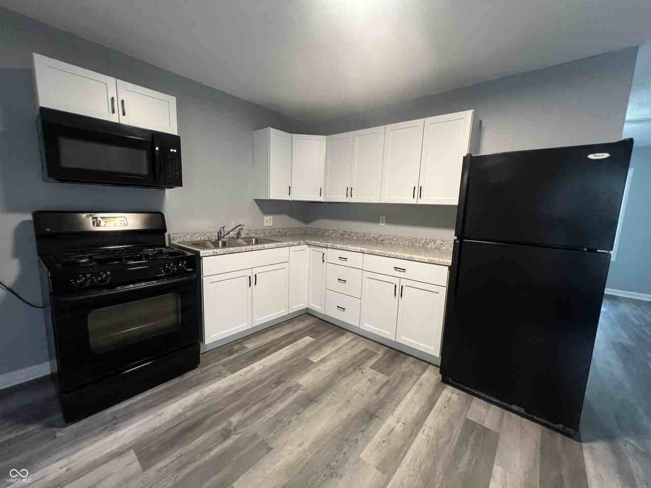 3614 Donald Ave - Photo 5 of 18