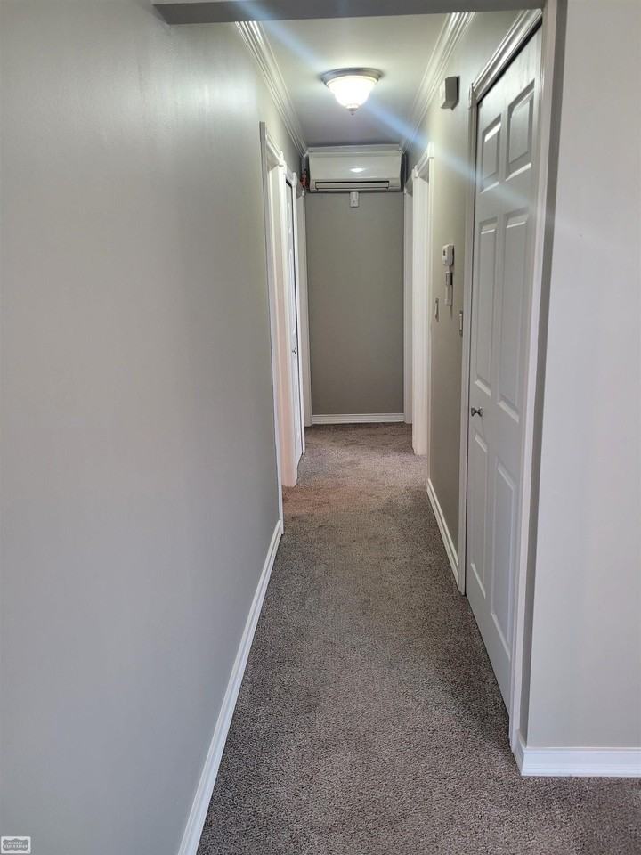 17431 East 14 Mile Road - Photo 7 of 11