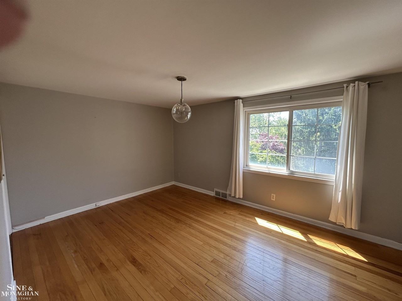 1628 Graefield Rd #80 - Photo 3 of 8