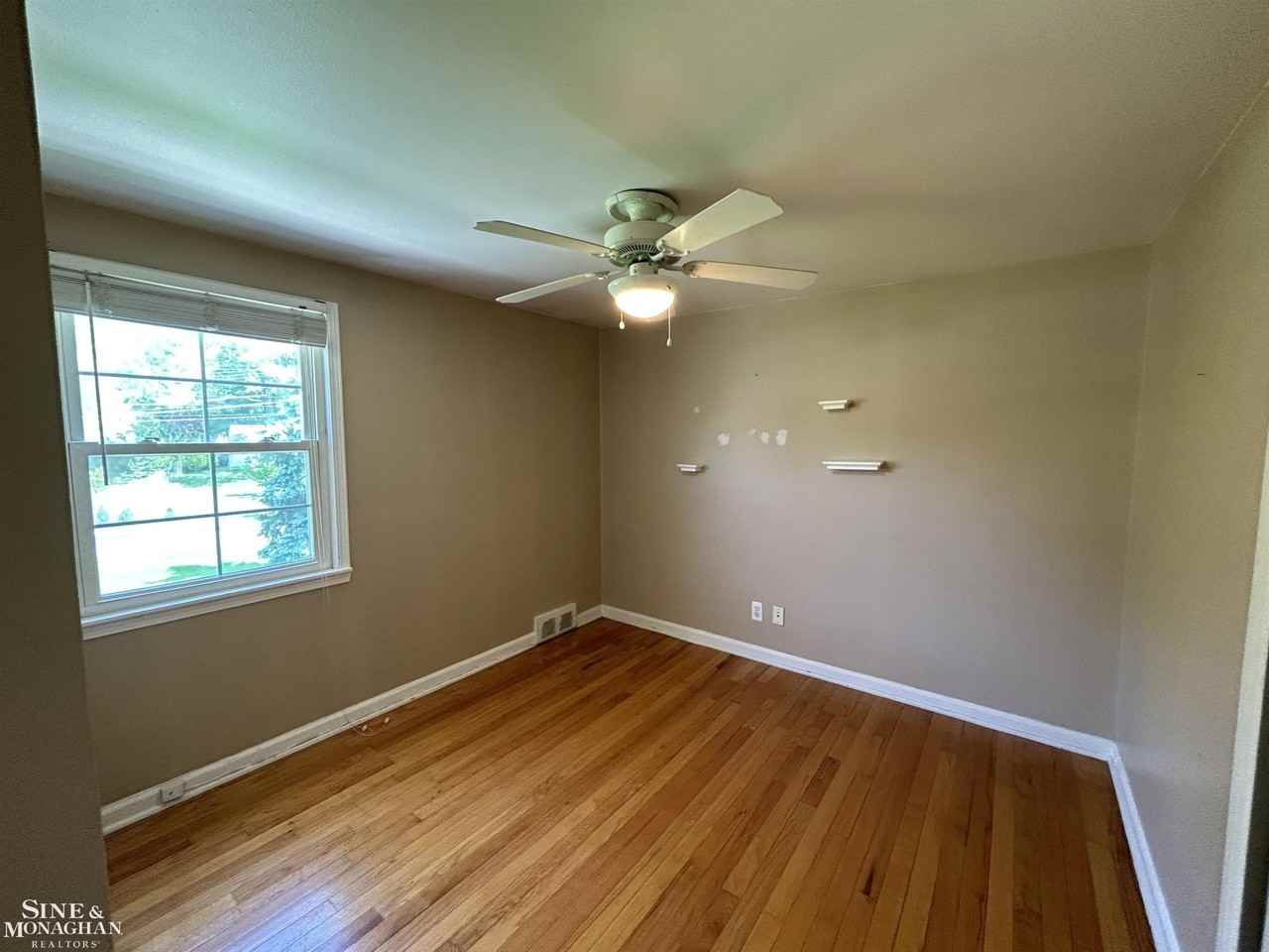 1628 Graefield Rd #80 - Photo 6 of 8