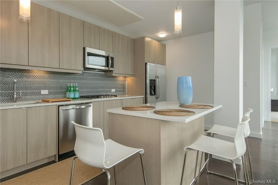 N Central Ave #5C - Photo 5 of 14