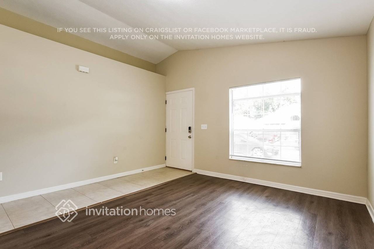 123 Oak Grove Road - Photo 3 of 17