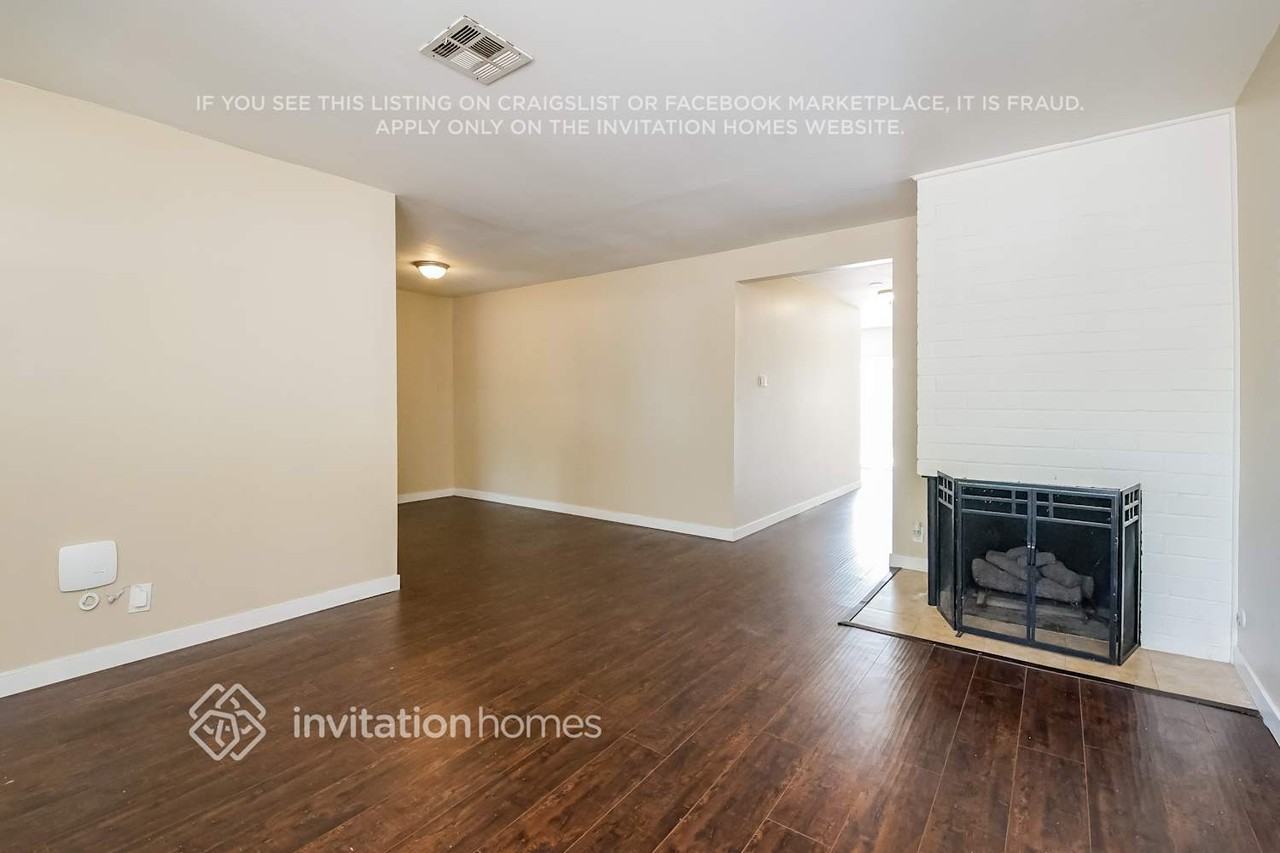 7823 Louise Ave - Photo 6 of 18