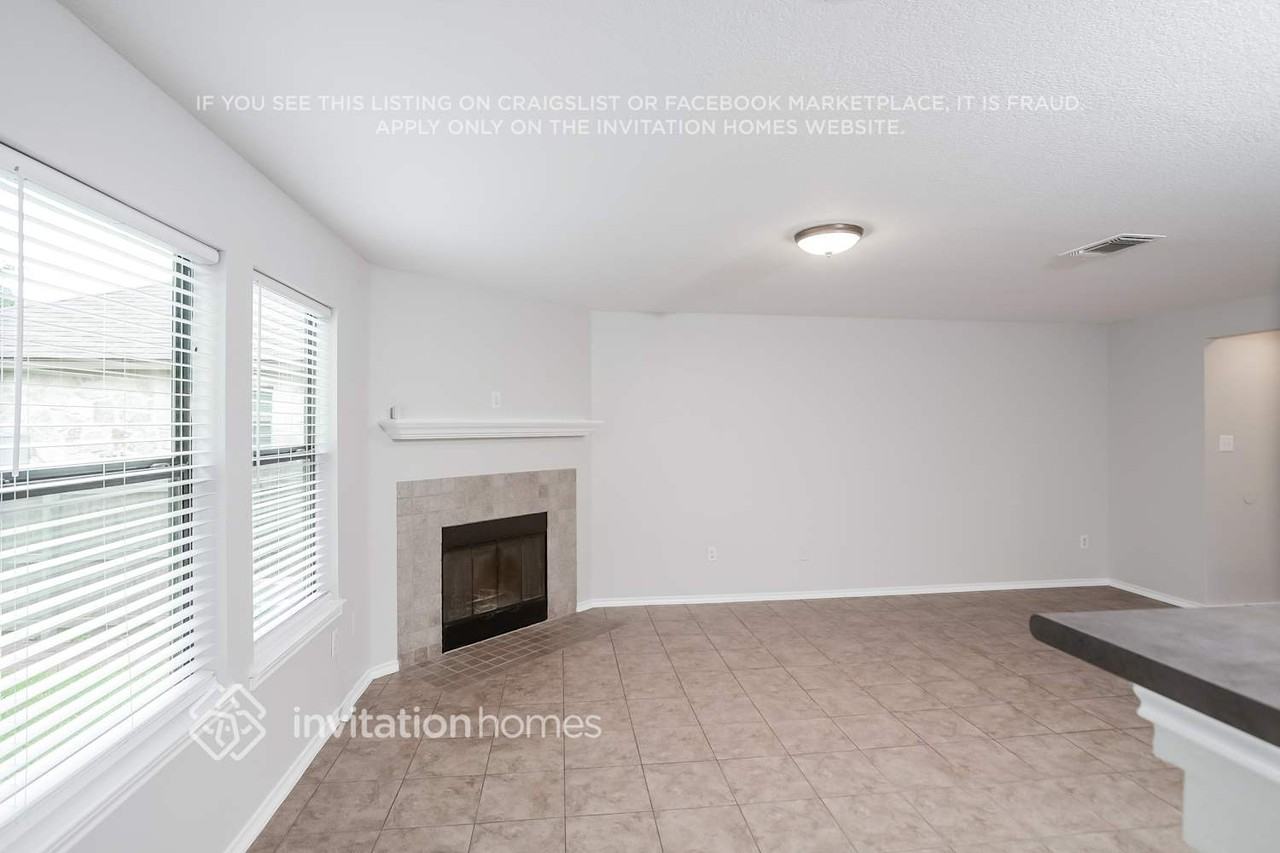 826 Trilby - Photo 3 of 20