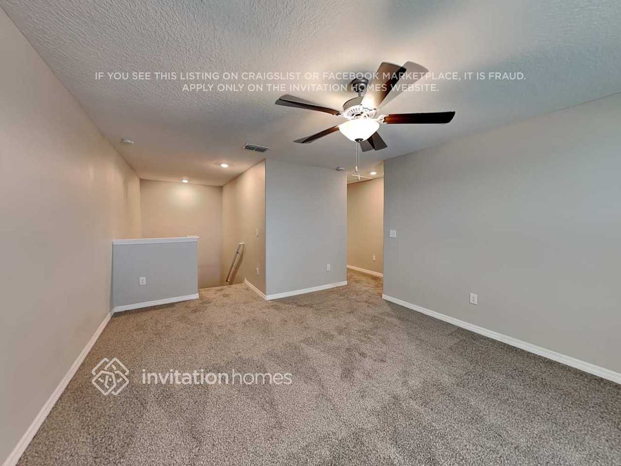 3711 86th St E - Photo 5 of 27