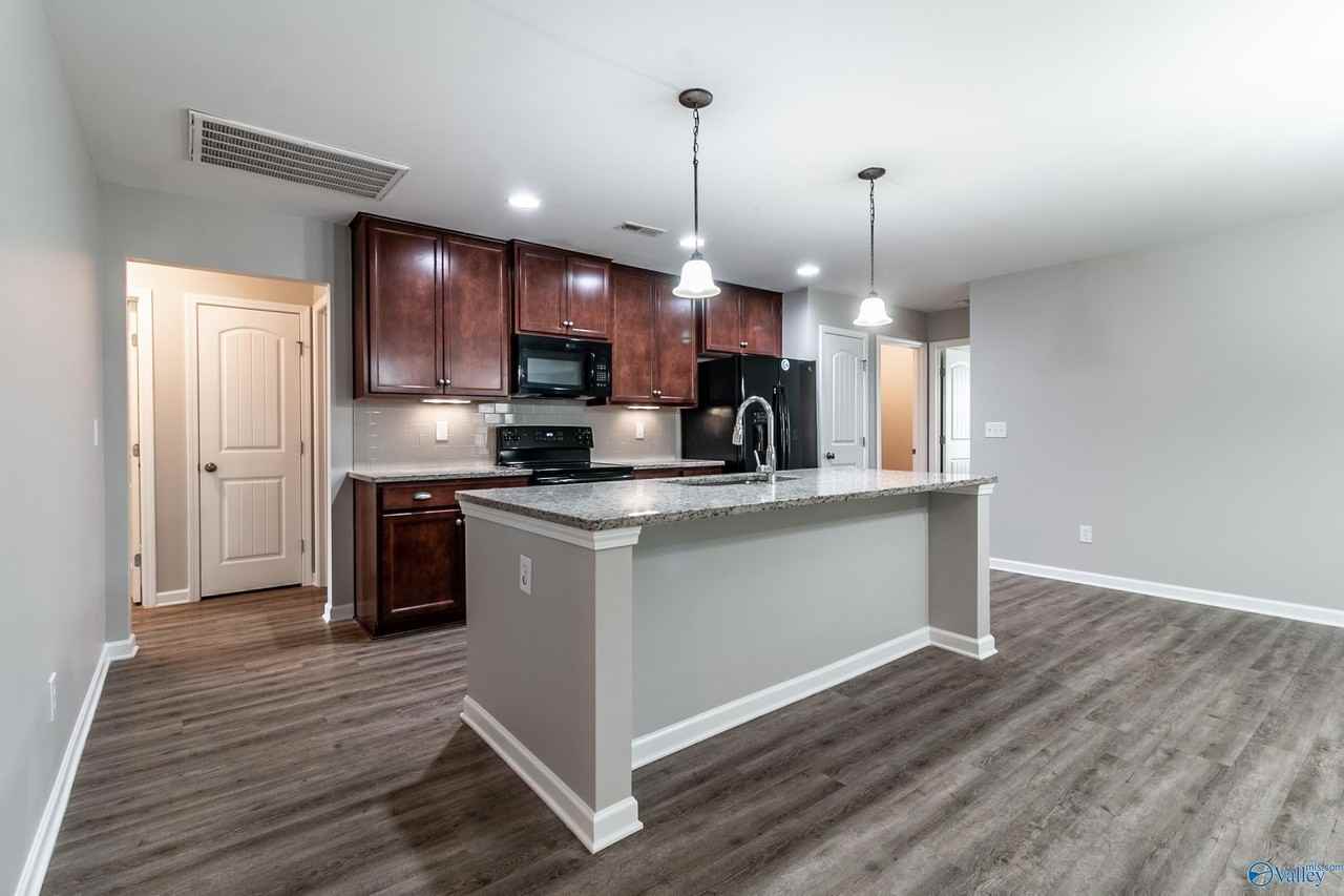 312 Fenrose Dr - Photo 7 of 18