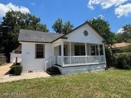 featured image of 7111 North Pearl Street