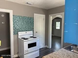 7111 North Pearl Street - Photo 2 of 13