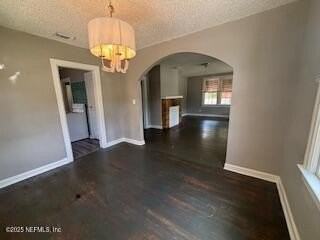 7111 North Pearl Street - Photo 4 of 13