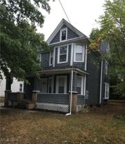 661 Sumner St - Photo 1 of 1