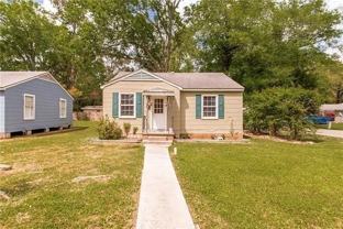 202 W Clark St - Photo 1 of 1