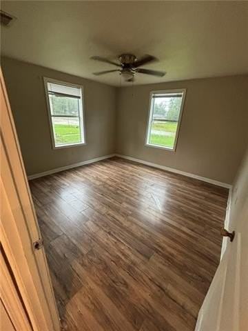 204 W Clark St - Photo 3 of 7