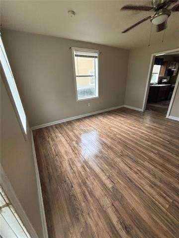 204 W Clark St - Photo 4 of 7