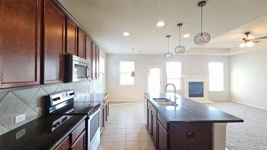 4740 Meadow Green Trl - Photo 4 of 20