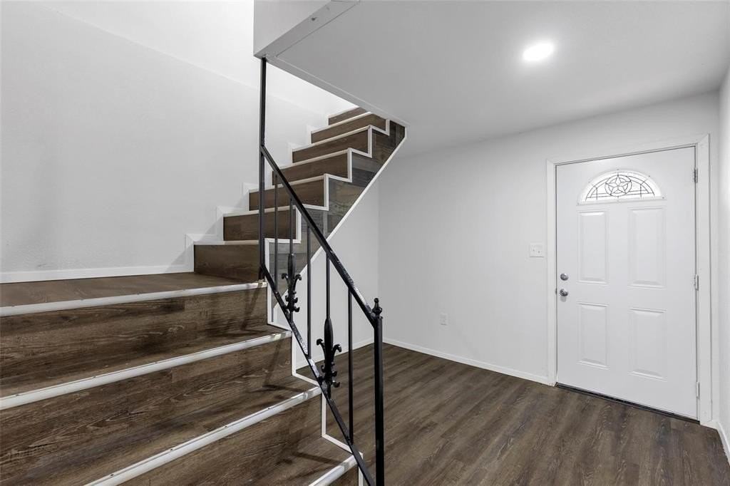 800 Edgar St - Photo 5 of 21