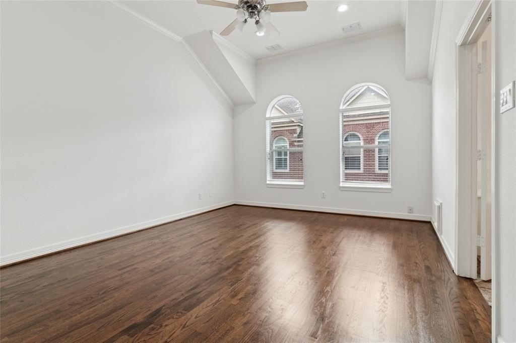 2619 Colby St #A - Photo 6 of 16