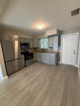 800 Sw 5th Ave #A - Photo 1 of 1