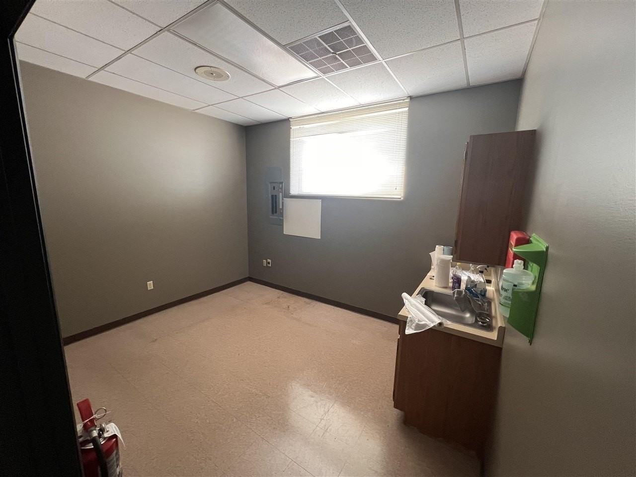 2522 Scottsville Rd - Photo 5 of 7