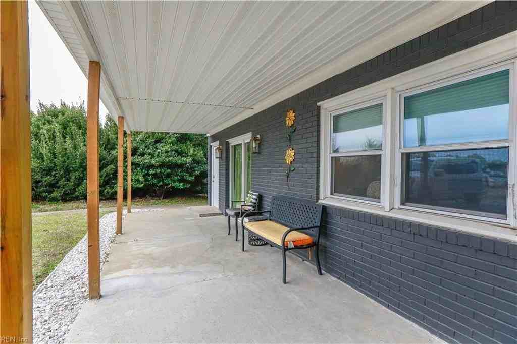 3811 Pretty Lake Ave #A - Photo 3 of 46