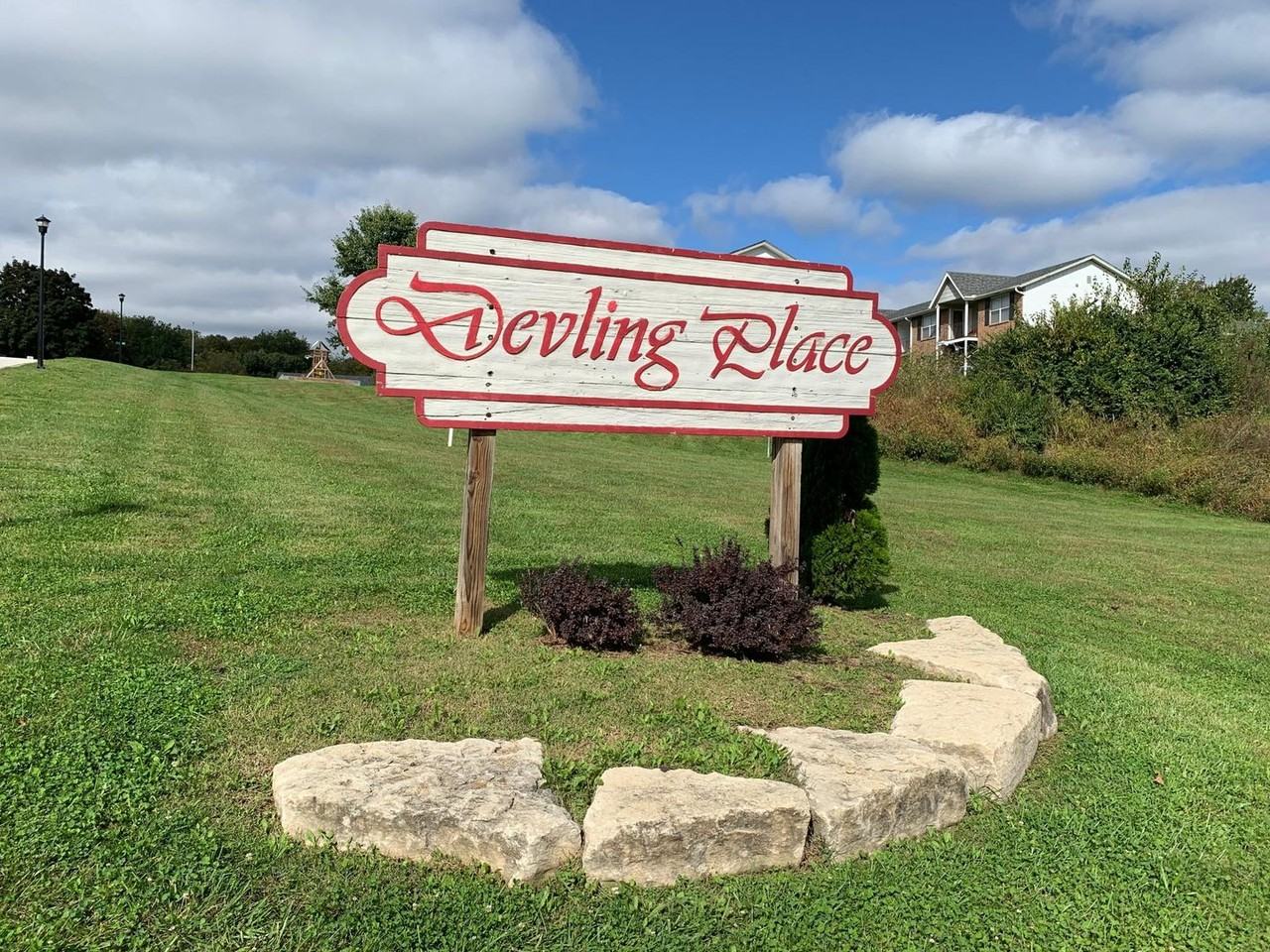 Devling Place Apartments - 3622 Ne Chouteau Trfy Kansas City MO | Zumper
