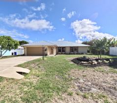 1927 Ne San Carlos Calle - Photo 1 of 1
