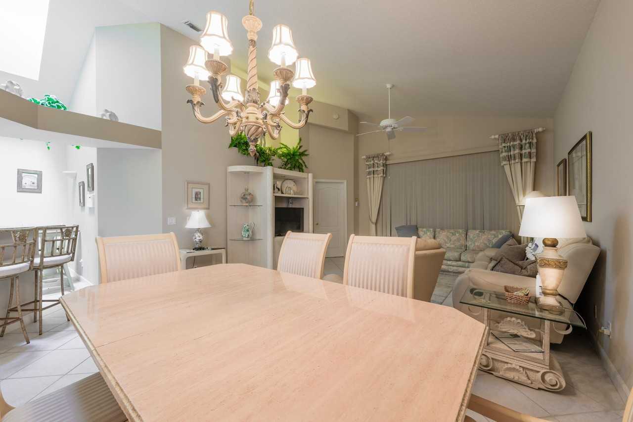 4139 Ne Moon River Cir - Photo 7 of 31