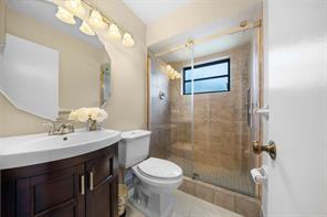 198 Northeast 2nd Place - Photo 6 of 8