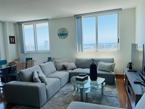 1782 E Hallandale Beach Blvd - Photo 3 of 8