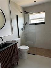 376 Southeast 3rd Street - Photo 3 of 6