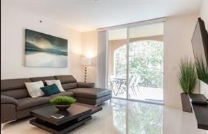 19432 E Country Club Dr - Photo 4 of 8