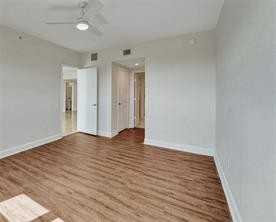 Royal Oaks Ln - Photo 4 of 8