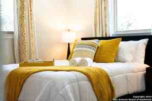 featured image of 8507 Rockmoor