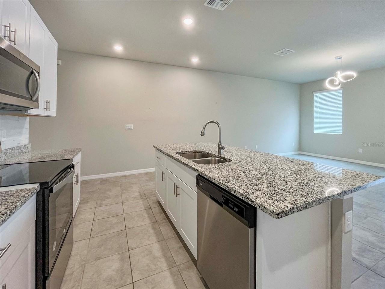 1817 Woodleaf Hammock Court - Photo 5 of 25