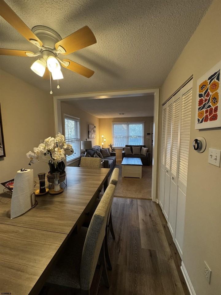 21 Barkentine Ct - Photo 5 of 11