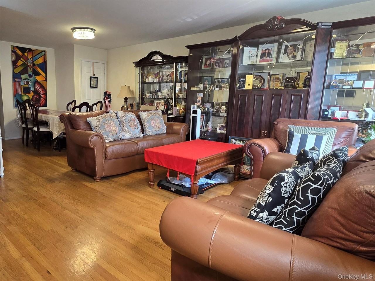 3218 102nd St - Photo 3 of 21