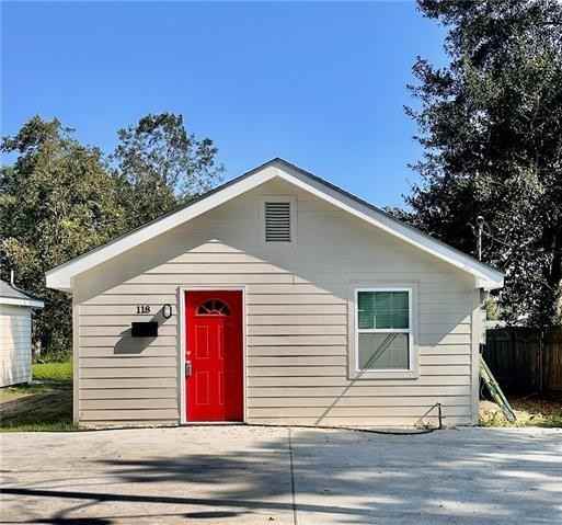 118 Treuil Ln - Photo 2 of 12