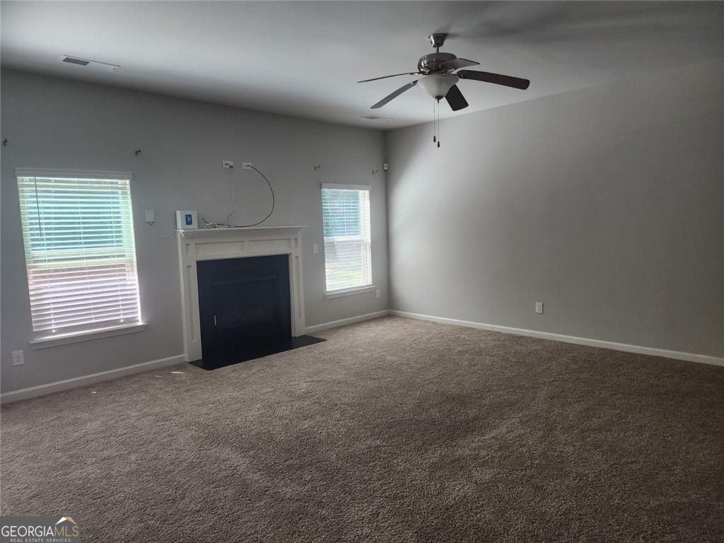 270 Kestrel Cir - Photo 2 of 17