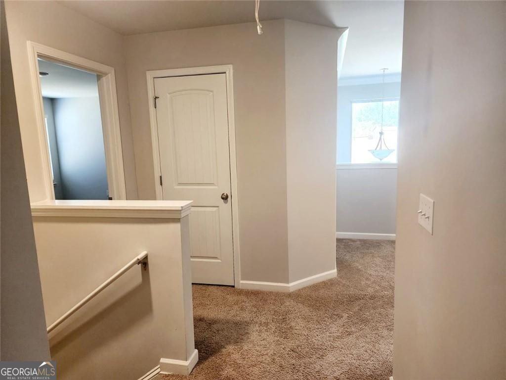 270 Kestrel Cir - Photo 3 of 17