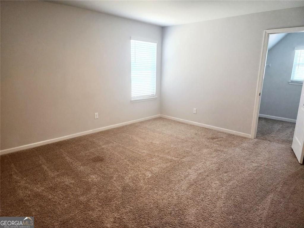 270 Kestrel Cir - Photo 5 of 17