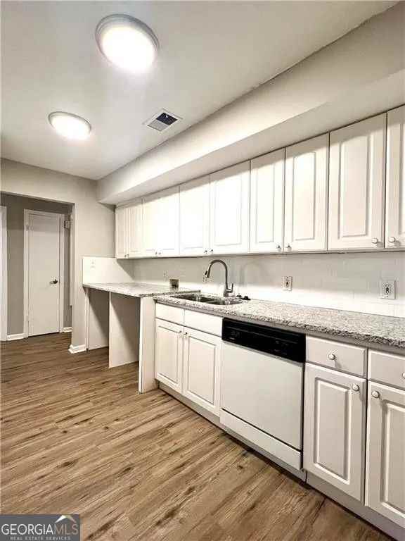 2390 Lawrenceville Hwy - Photo 7 of 12