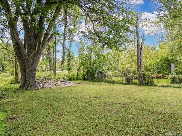 15496 Rockdale St - Photo 6 of 42