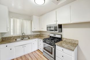 Park Lane Apartments - Photo 1 of 1