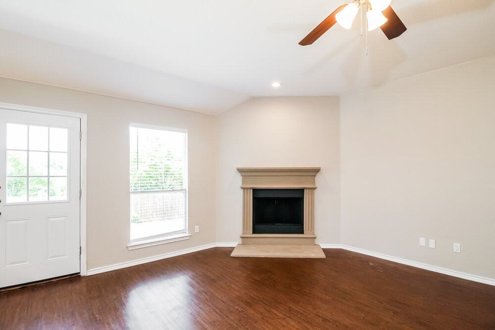 3201 Anysa Ln - Photo 4 of 16