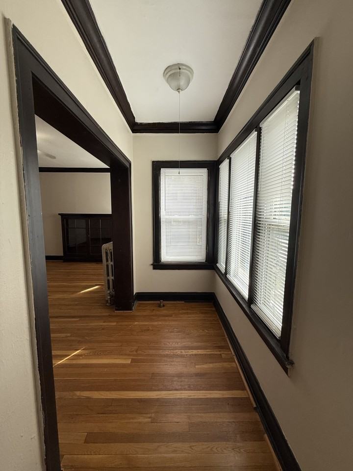 7735 N Sheridan Rd #2 - Photo 7 of 15