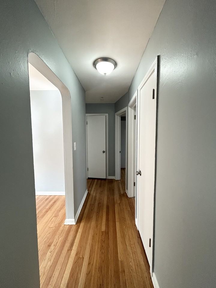 6715 N California Ave #1W - Photo 6 of 15