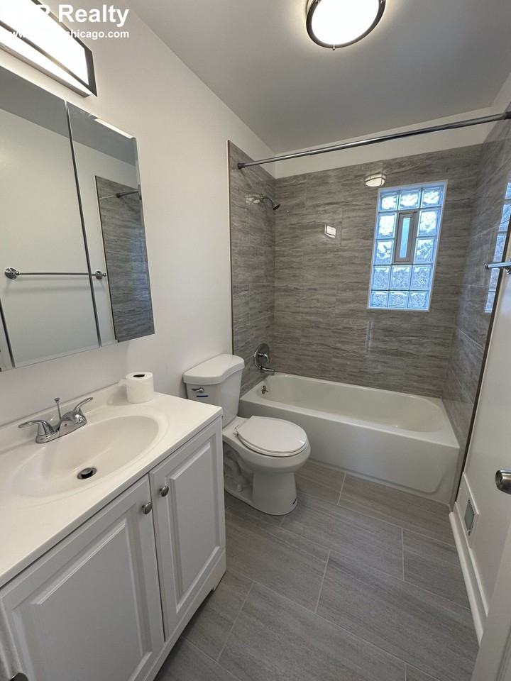 1179 Deerfield Rd #A - Photo 5 of 7