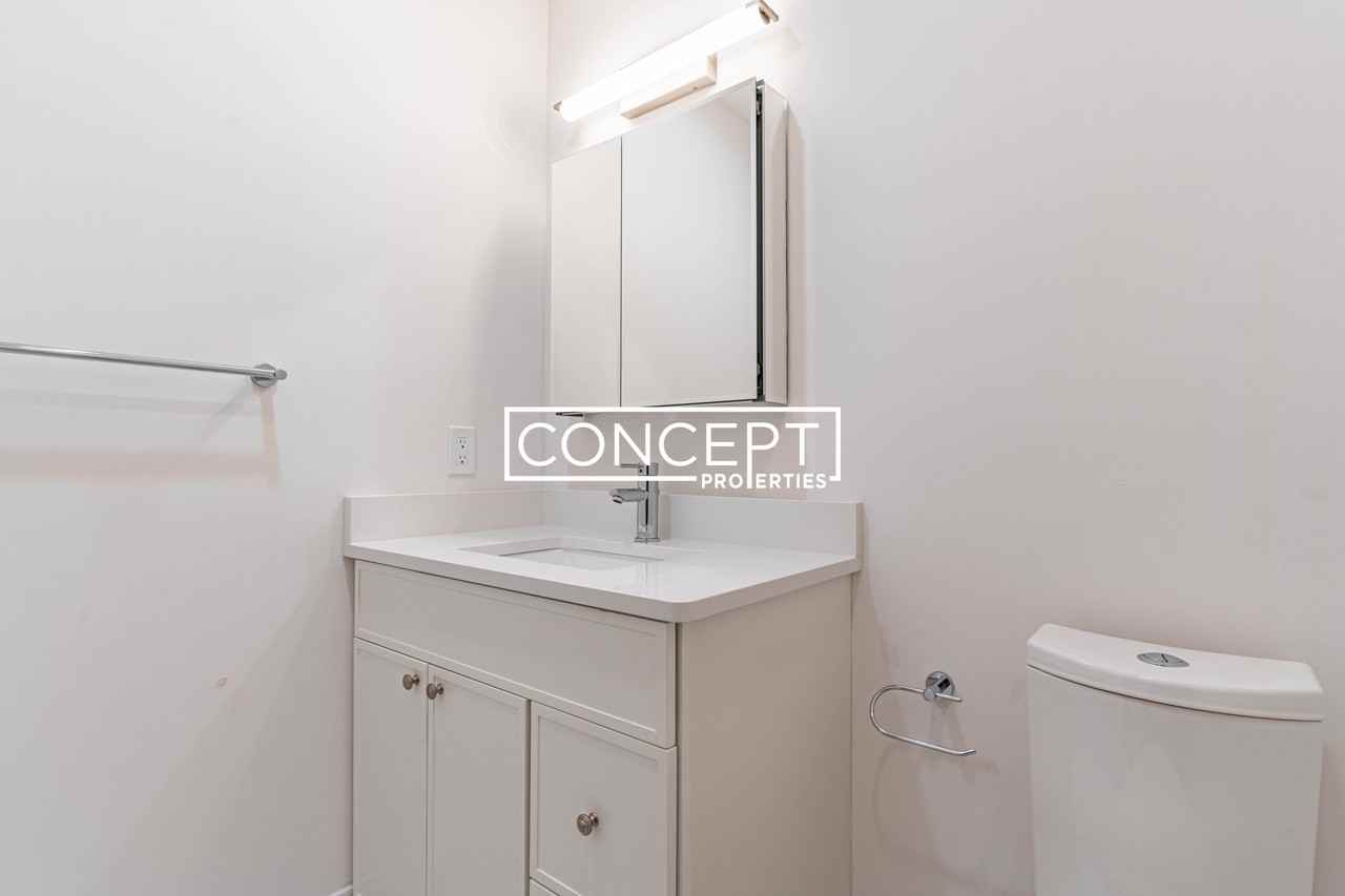 151 Everett St #303B - Photo 6 of 8