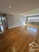 4924 Mulford St #3E - Photo 1 of 1