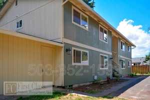 featured image of 1297 S Ivy St #D