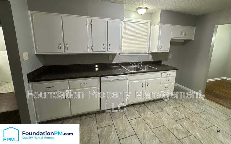 2860 Baskin St - Photo 3 of 15